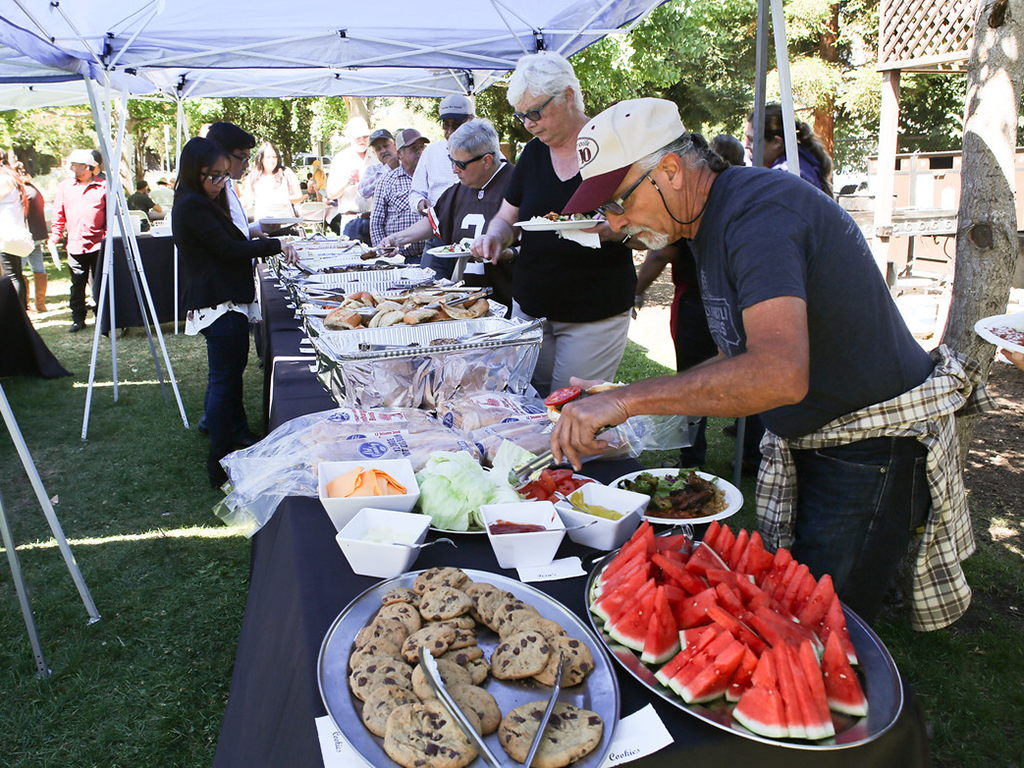 A tasty BBQ lunch at the 150 Anniversary Party | Pacific Nurseries
